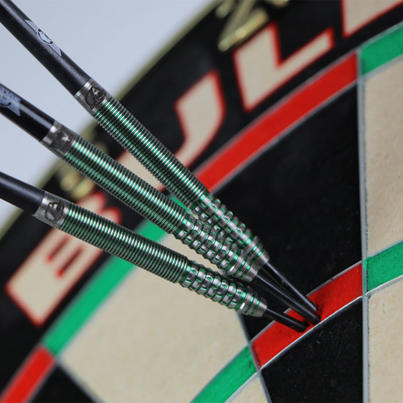 Bull's Liam Maendl-Lawrance 90% Steeldarts