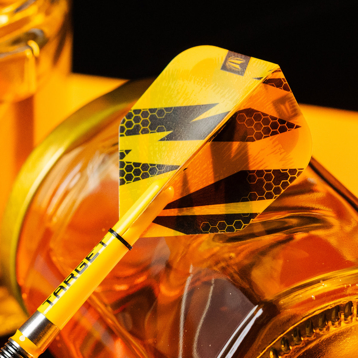 BUZZ PRO ULTRA. NO6 BAGGED SET OF 3 FLIGHTS - DreamDarts Dartshop